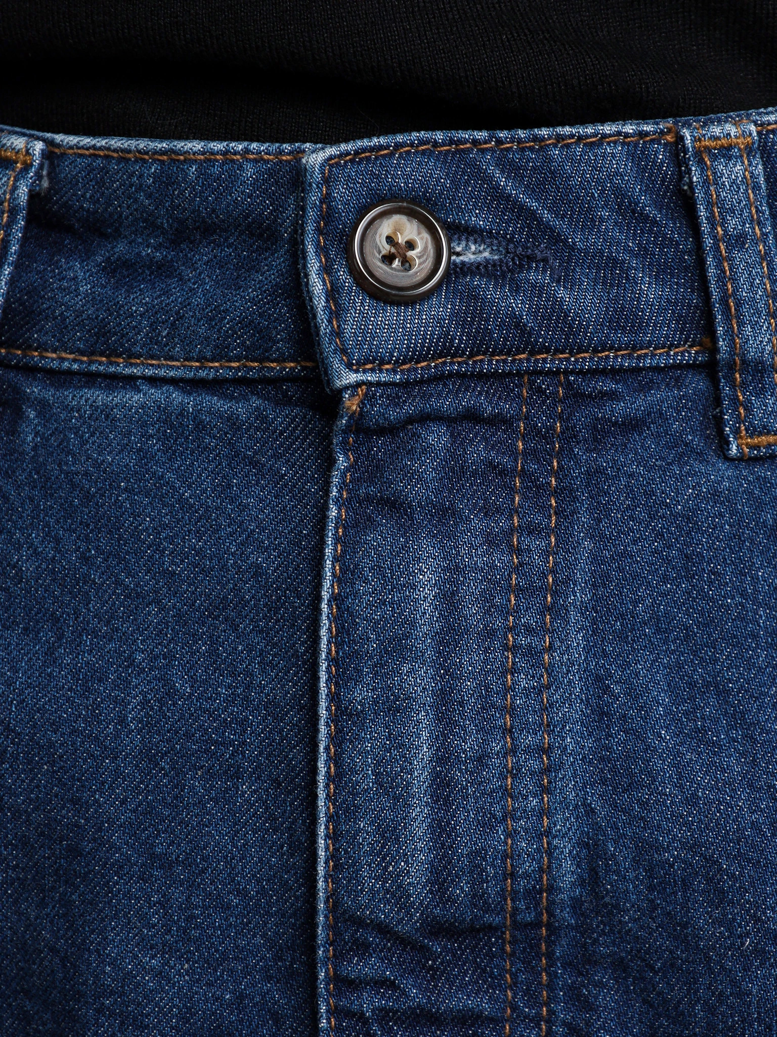 Юбка джинсовая расклешенная темно-синего цвета